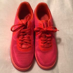 Nike Air Force 1 Red